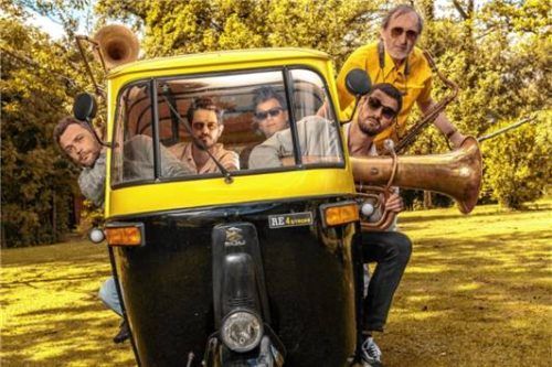 „Bitte Noch Meer!“ ist die Tour von Monobo Son überschrieben. Foto re