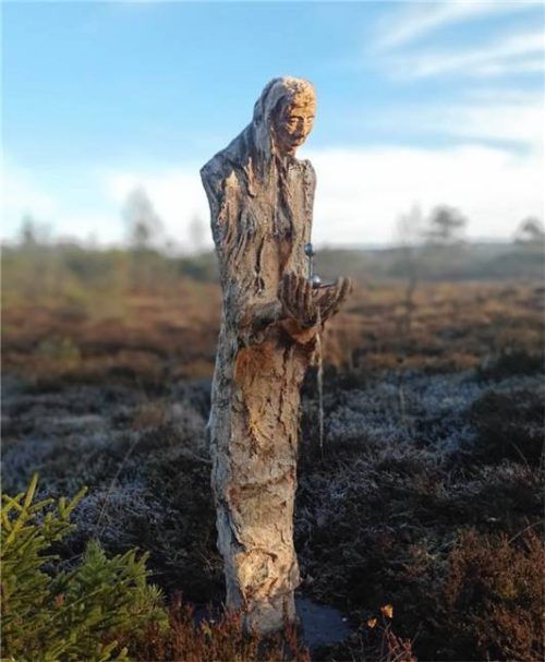 Das neue Kunstwerk in den Kendlmühlfilzen. Foto re