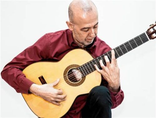 Der Flamenco-Virtuose Oscar Herrero wird mit seinem musikalischen Partner Larry Hammett auftreten. Foto  re