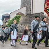 Brauchtum als Generationenbrücke