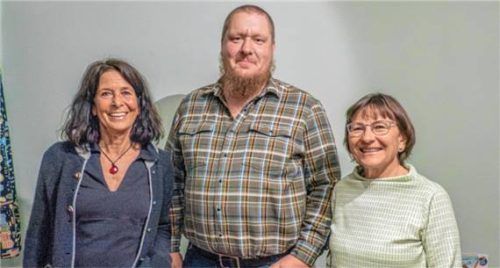 Die ersten acht Listenplätze der grünen Kandidaten für die Kommunalwahl zum Unterwössner Gemeinderat besetzt dieses Trio: (von links) Gabi Neubert (von links), gefolgt von Florian Demmel und Monika Karg.Foto flug