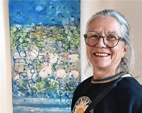 Die Farben und Formen im Bild „Wo das Leben wunderbar sein soll“ von Christine Bender regen zum Innehalten und Nachdenken an.Foto  Künzner-Hingerl