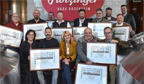 Die Jubilare der Flötzinger Brauerei mit Inhaberin Marisa Steegmüller, Geschäftsführer Lorenz Stiglauer und Personalleiterin Angelika Wildgruber. Foto Flötzinger Bräu
