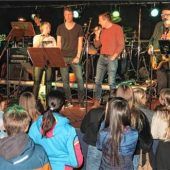 Volle Aula beim Benefiz-Konzert