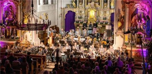 Die Musikkapelle Vagen zeigte sich in Bestform. Foto meixner
