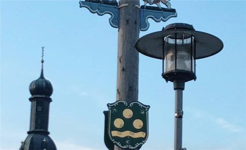 Die neuen Straßenlaternen sparen nicht nur Energie und tragen dazu bei, die Lichtverschmutzung zu reduzieren, sie verstrahlen ihr Licht auch hauptsächlich auf den umliegenden Boden. Manchen ist das aber dann doch zu dunkel. Foto dachs