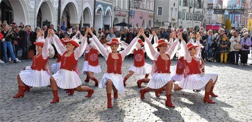 Die Rosenheimer Faschingssaison 2026 wurde am Dienstag offiziell eröffnet. Auch das neue Prinzenpaar wurde bekannt gegeben. Fotos Schlecker