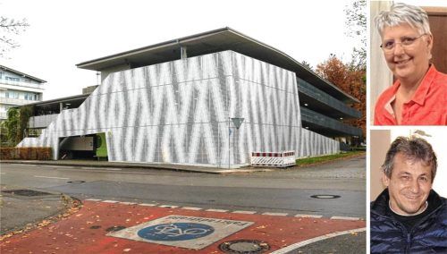 Die Stadt Kolbermoor wird die Miete für Dauerparker im Parkhaus an der Friedrich-Ebert-Straße ab 1. Januar 2026 anheben. Im Rahmen der Diskussion im Stadtrat haben sich auch Caroline Schwägerl (Grüne) und Sebastian Daxeder (CSU) zu Wort gemeldet. Foto Riediger,Weinzierl, re