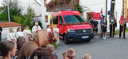 Dieses Jahr konnte das neue MZF eingeweiht werden. Zur Feier war der ganze Ort eingeladen.