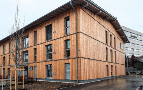 Energieeffiziente Holzsystembauweise zeichnet das Studentenwohnheim „Campus Quarters“ aus.Foto Effner