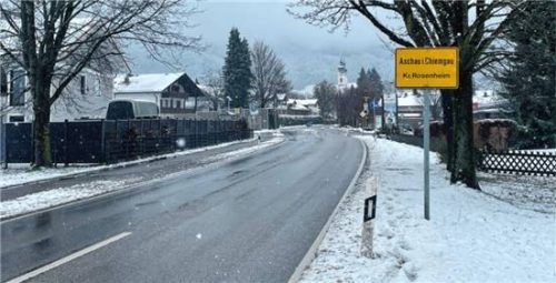 Frostige Zeiten in Aschau – die Frage nach Schuld und Unschuld treibt die Menschen um.Foto Baumeister