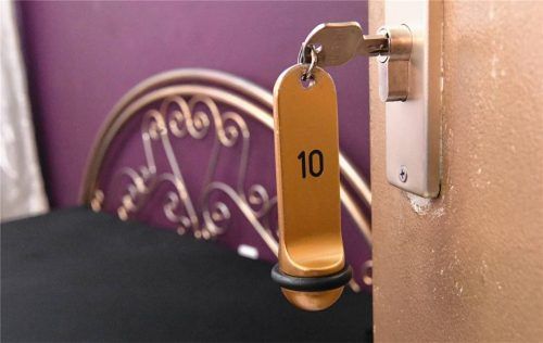 Gibt es in Prien Sex-Angebote? Hinweise dazu liegen der Polizei vor. Foto dpa