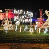 „Winterwunderland“ auf Schloss Tüßling eingestellt