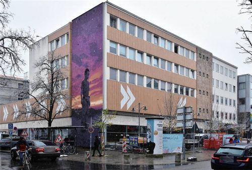 In dem ehemaligen Karstadt Sports laufen derzeit Bauarbeiten. Hier soll der Drogeriemarkt dm einziehen.