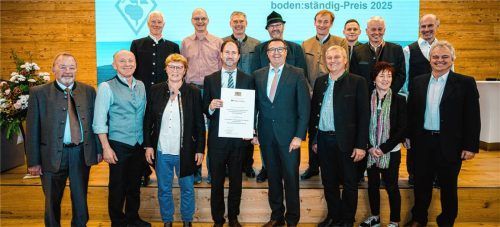 Landwirte im Einzugsgebiet des Simssees zusammen mit dem Abwasserzweckverband, Landkreis Rosenheim. Foto Flo Huber/StMELF
