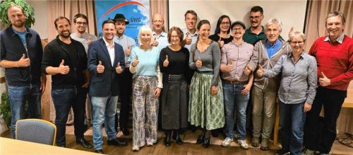 Mit einer bunt gemischten Liste tritt die ÜWG bei den Kommunalwahlen 2026 für Bad Endorf an. Foto Ammelburger