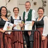 Blaskapelle Bruckmühl zeichnet Musiker-Trio aus