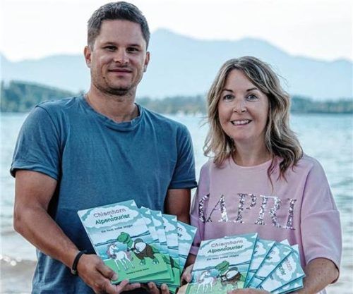 Premiere: Verena und Patrick Stamm aus Grabenstätt haben ihr erstes Kinderbuch geschrieben. Foto re
