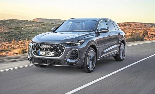 Schnittiges Äußeres: Der überarbeitete Audi Q5 SUV hat einen aggressiv gestalteten Kühlergrill, ist aber ein ziemlich braver Zeitgenosse, mit dem man entspannt unterwegs ist. Foto AUDI