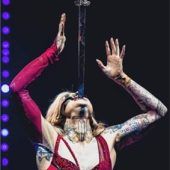 Weltpremiere im Weihnachtszirkus