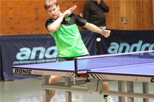 Sebastian Graf vertrat den verletzten Kapitän Hans Wiesböck, am Ende aber ohne Erfolg.Foto Gerhard Erlich