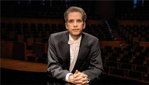 Severin Von Eckardstein.Foto Zandel