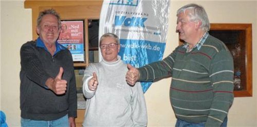Sie suchen Helfer für den VdK-Ortsverband: (von links) Jürgen Zabelt, Ani Pitsch und Rudolf Siegmund.Foto  Fischer