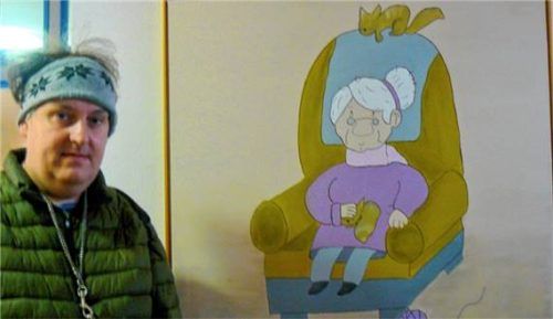 Stefan Jacob vor seiner „Fantastischen Oma“. Fotos  fischer
