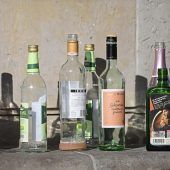 Alkohol: Jugendliche seltener in Klinik