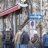 Die lange Brot-Schlange