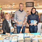 Unicef-Stand in Galeria Rosenheim eröffnet