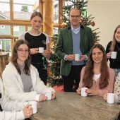 Salus spendet erneut für die OVB-Weihnachtsaktion