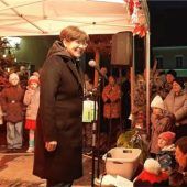 Haager Christkindlmarkt lockt zahlreiche Besucher zum Bummeln und Verweilen