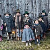 Klöpfelkinder aus Oberaudorf spenden 1.000 Euro