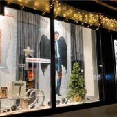 „Waldkraiburg strahlt“: Jury kürt die schönsten Weihnachtsschaufenster