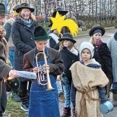 Klöpfelkinder ziehen durch Ostermünchen