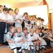 36 Trachtenkinder zeigen ihr Können