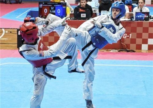 Anton Boxberger (blau) holte in Zagreb Bronze.Foto re