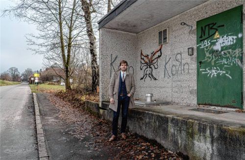 Auch Bürgermeister Simon Hausstetter ist dafür, dass die alte Pumpanlage in Rohrdorf ausgetauscht wird. Foto Thomae