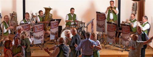 „De Kloa Blosmusi“ spielt zum Jubiläum auf.Foto Fischer