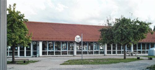 Der Schulhof ist noch nicht so weit, wie er sein sollte. Foto Günster