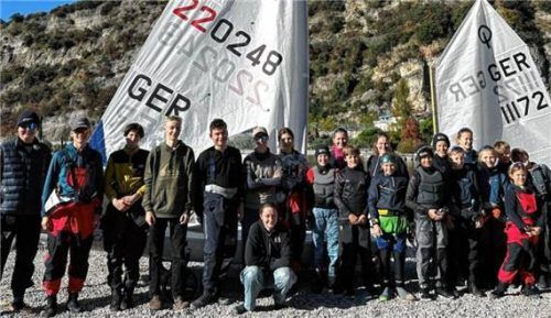 Die 16 Nachwuchssegler sammelten wertvolle Erfahrungen für künftige Regatten am Gardasee.Foto müller