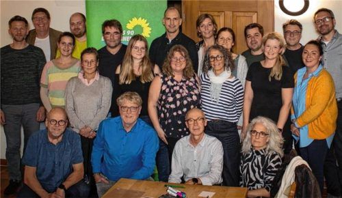 Die Kandidaten der Grünen Bruckmühl für die Kommunalwahl im März. Foto RE