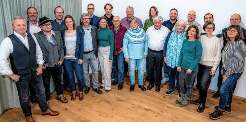 Die Kandidaten für die anstehende Kommunalwahl. Foto RE