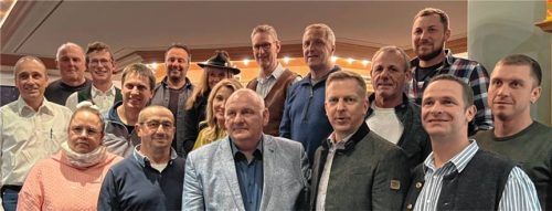 Die Kandidaten wollen sich mit Versammlungen und Infoständen vorstellen. Foto RE