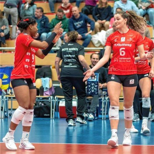 Die Roten Raben Vilsbiburg holen einen Sieg in Grimma und bleiben Tabellenführer.Foto Andreas Geißer