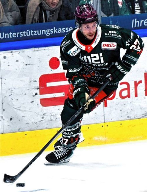 Diesmal wieder als Mittelstürmer gefragt: Allrounder Lewis Zerter-Gossage.Foto Hans-Jürgen Ziegler