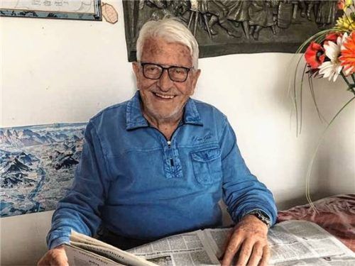 Dr.Richard Kirchlechner überlegt sich seit 15 Jahren Rätsel für den Bauernmarkt.Foto Kirchlechner