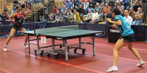 Duell auf höchstem Niveau: Die Begegnung zwischen Annett Kaufmann und Seoyoung Byun. Foto Gerhard Erlich