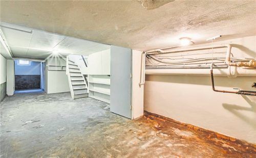 Durch eine Unterkellerung ist viel möglich – Bauherren erhalten bis zu 40 Prozent mehr Fläche. Foto Smarterpix/casamedia